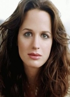 Elizabeth Reaser nude scenes profile