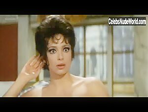 Margaret Lee in Frau Wirtin hat auch eine Nichte (1969) nude,naked Margaret Lee in Frau Wirtin hat auch eine Nichte (1969)